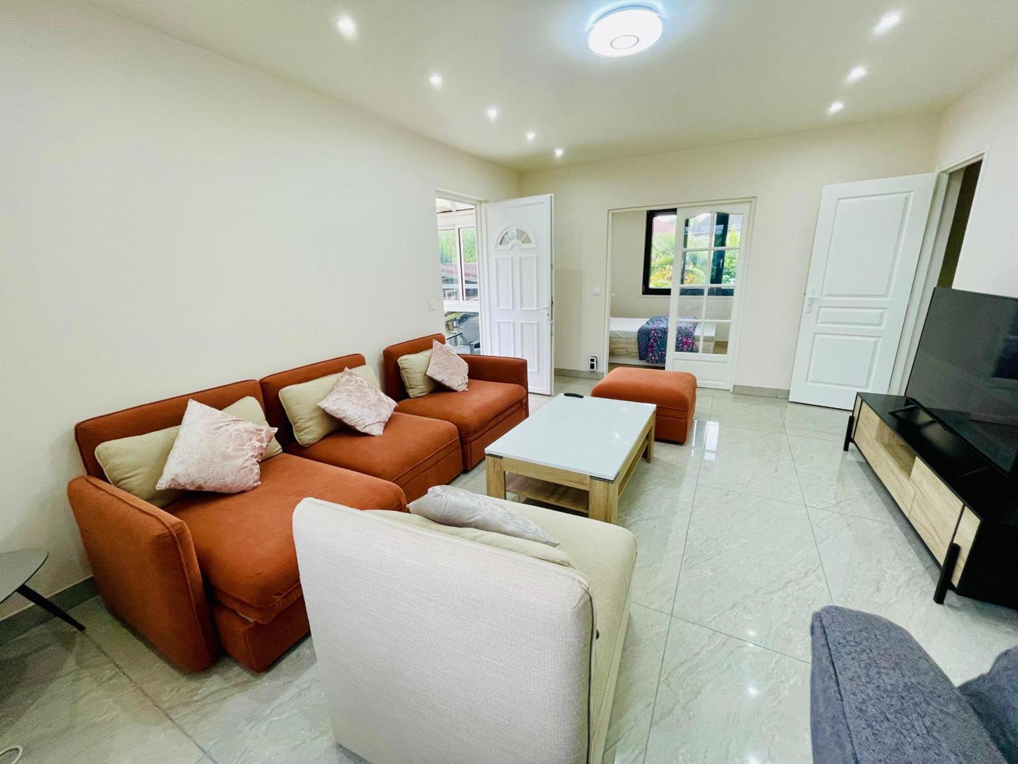 Stylish, Calm And Green Home Stay Saint-Fargeau-Ponthierry Esterno foto